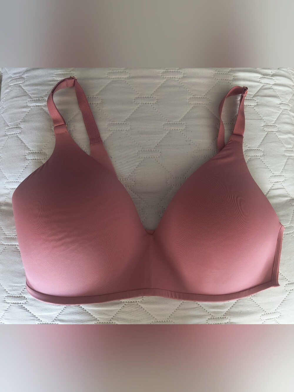 Soma Vanishing 360 Wireless T-Shirt Bra Pink 36D Solid Hook & Eye Back